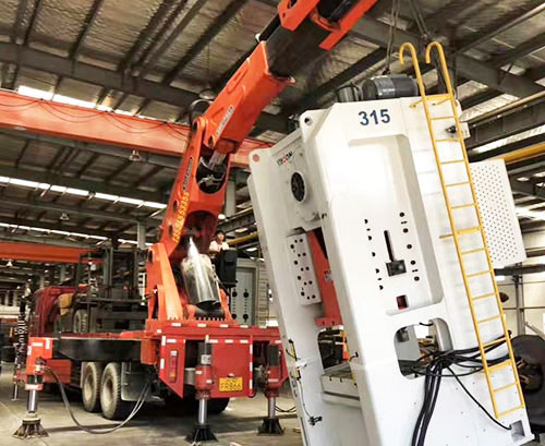 黎安镇附近随车吊出租，轻松解决运输难题