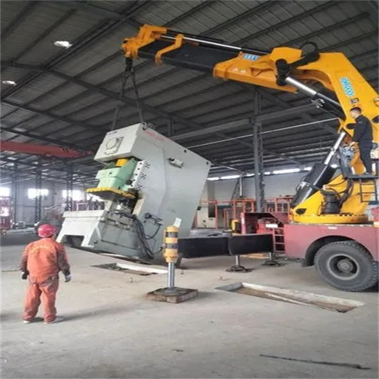 黎安镇80吨折臂吊车出租附近电话