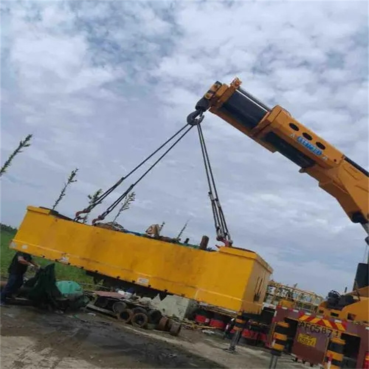 黎安镇随车吊吊集装箱怎么吊